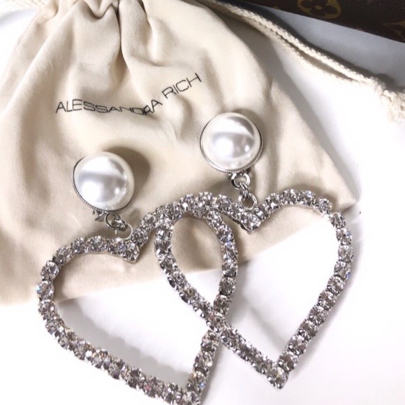 Alessandra rich oversized heart earrings silver - Picture 4 of 8
